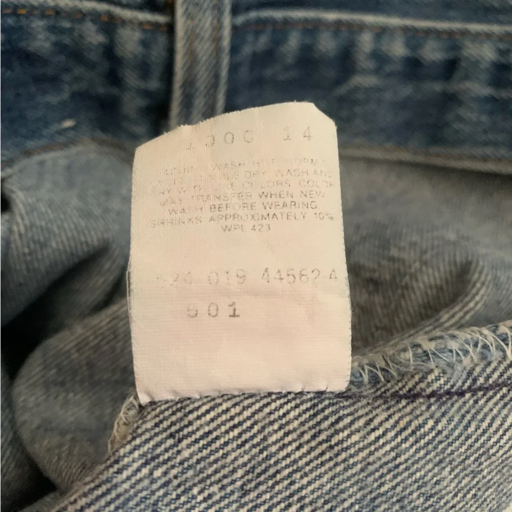 Vintage 1980s Levi’s 501 Jeans - 32”x30” - Picture 3 of 5